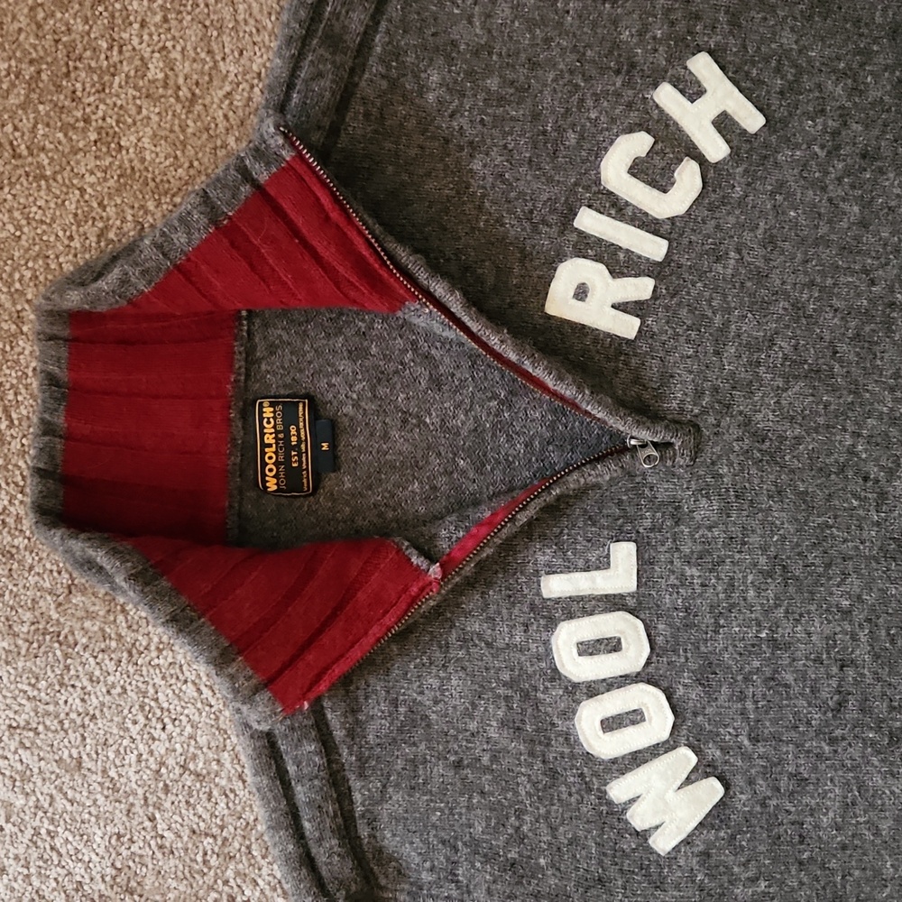 VINTAGE Woolrich John Rich & Bros. Lambswool Blend Quarter Zip Sweater